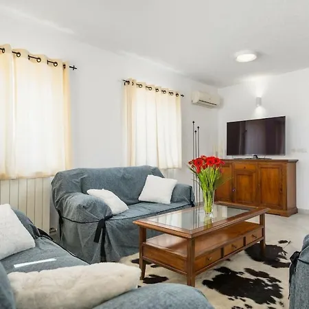 1-bedroom Kaštelir